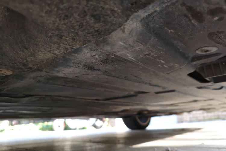 宝马3系 2017款 320Li M运动型局部细节9004