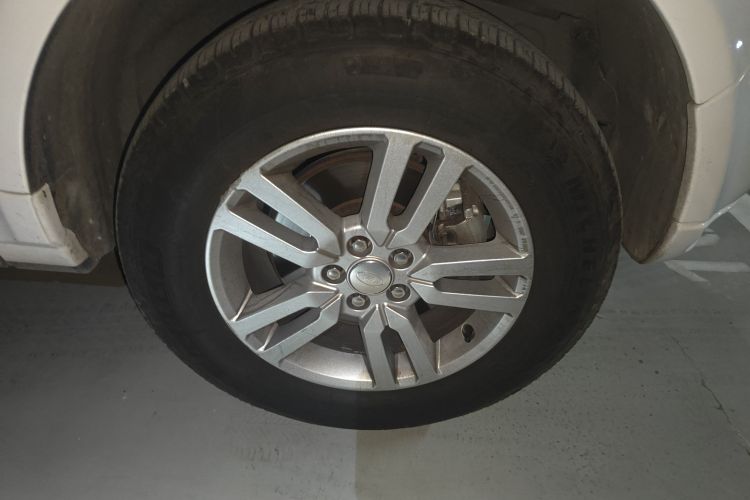 路虎 神行者2 2014款 2.0T Si4 SE汽油版车身外观6007