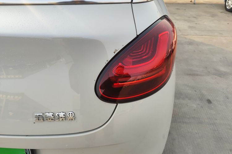五菱汽车 五菱缤果 2023款 410km 灵犀尊享款车身外观9