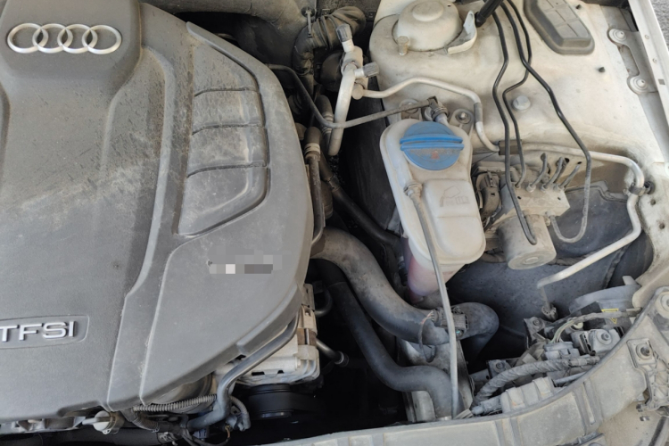 奥迪A4L 2016款 35 TFSI 自动舒适型局部细节9007