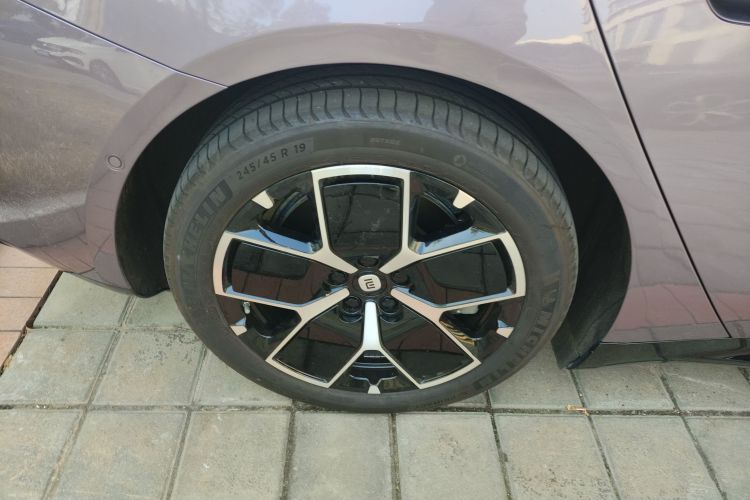 小米汽车 小米SU7 2024款 后驱超长续航高阶智驾Pro版车身外观6002