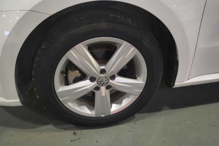 大众 朗逸 2017款 1.6L 自动风尚版车身外观6007