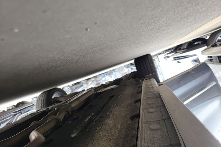 红旗HS7 2019款 3.0T 自动四驱智联旗畅版局部细节9001