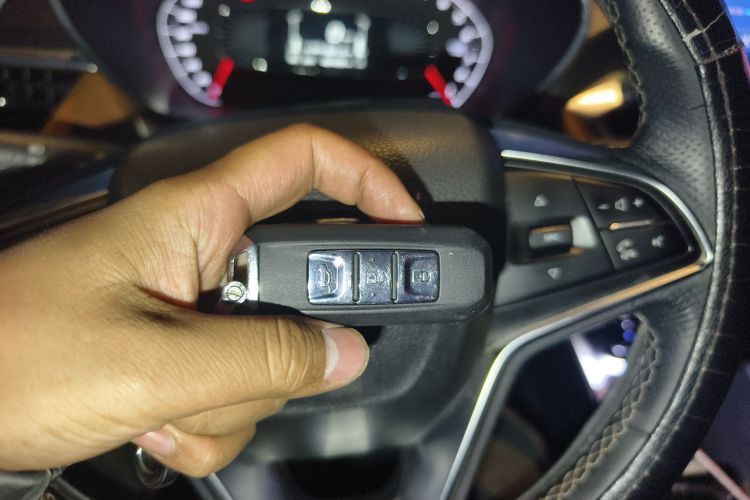 宝骏510 2017款 1.5L 手动豪华型中控内饰11