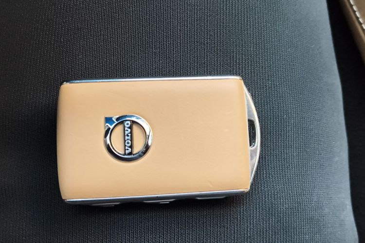 沃尔沃XC90 2018款 T6 智雅版 7座中控内饰11