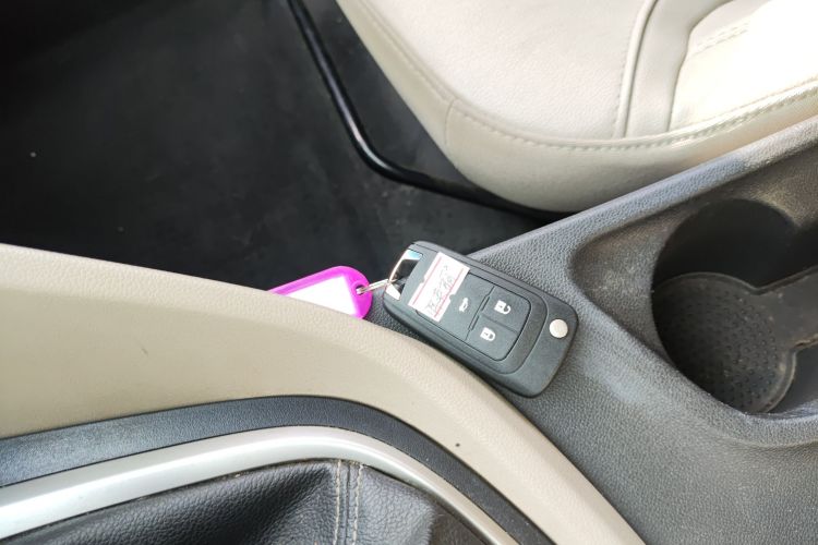 别克 英朗 2017款 15N 自动豪华型中控内饰7001