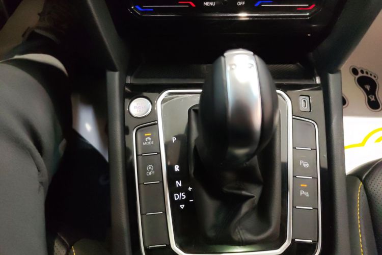 一汽-大众CC 2024款 380TSI 夺目版局部细节18