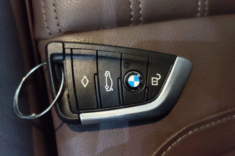 宝马X3 2021款 xDrive28i M运动套装中控内饰11