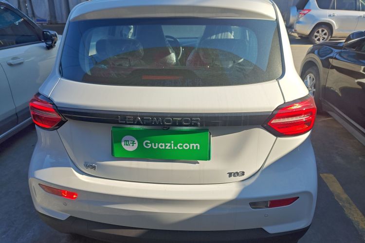 零跑汽车 零跑T03 2025款 310舒享版车身外观6
