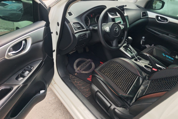 日产 轩逸 2021款 经典 1.6XE CVT舒适版中控内饰20