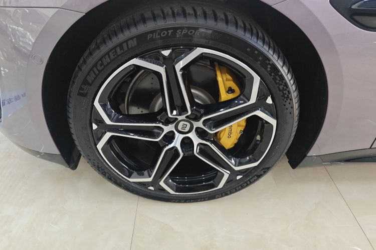 小米汽车 小米SU7 2024款 后驱超长续航高阶智驾Pro版车身外观6007