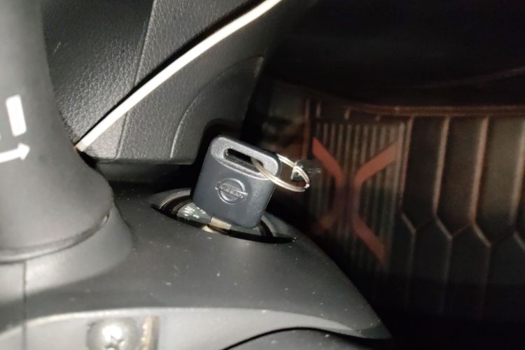 日产 轩逸 2024款 经典 1.6XE CVT舒适版中控内饰11