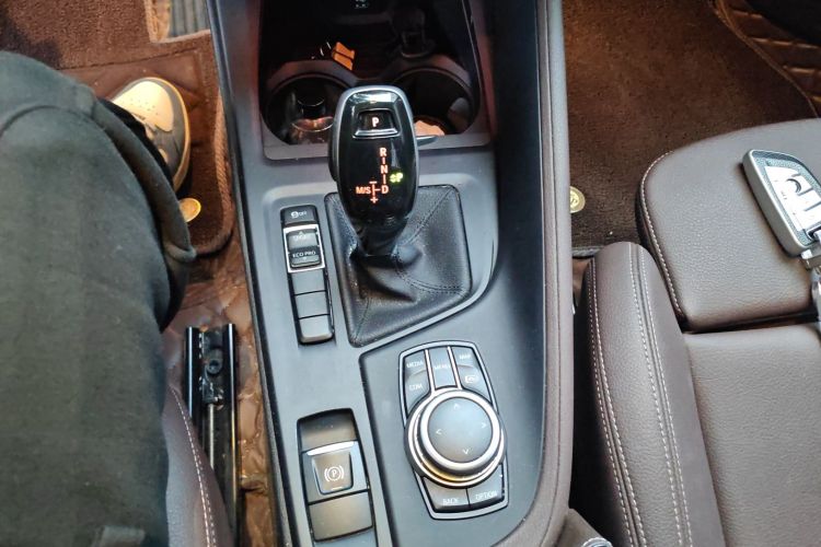 宝马X1 2021款 sDrive25Li 领先型中控内饰18