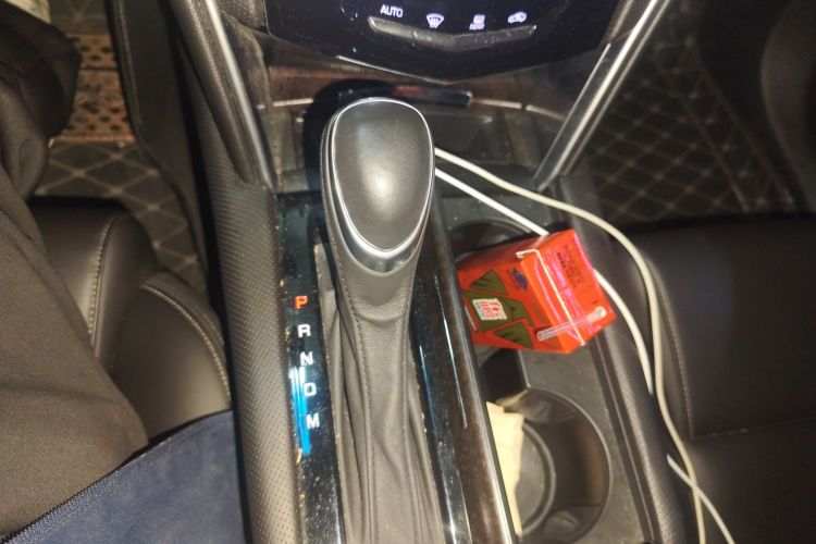 凯迪拉克XTS 2018款 28T 技术型中控内饰18