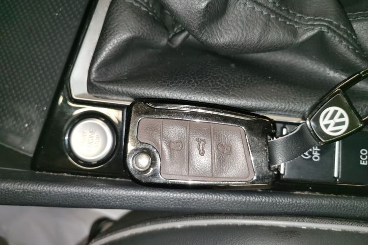 大众 速腾 2023款 280TSI DSG超越版中控内饰7001