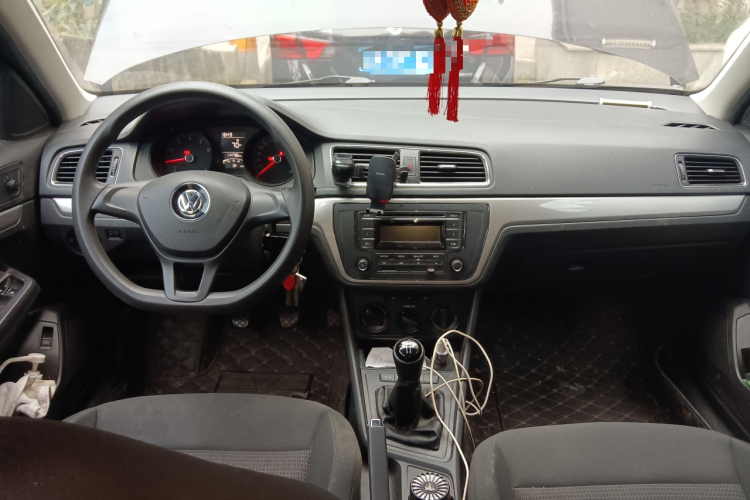 大众 朗逸 2017款 1.6L 手动风尚版中控内饰12