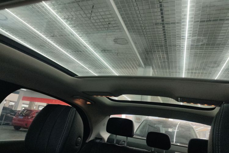 奔驰C级 2020款 改款 C 260 L 运动版局部细节22