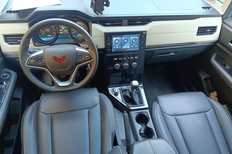 五菱汽车 五菱征程 2021款 1.5T 手动豪华型中控内饰12