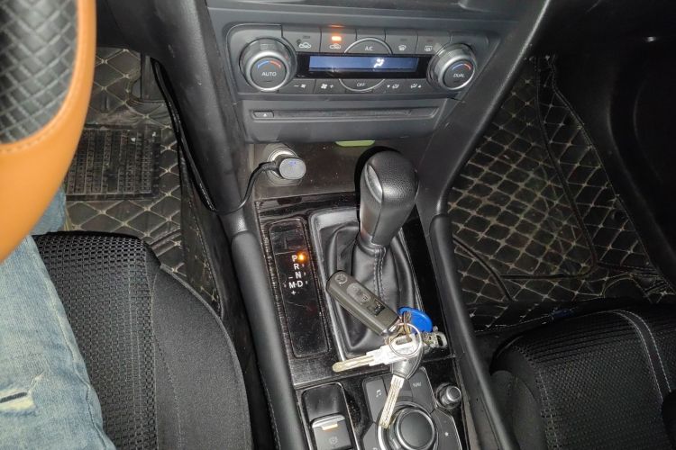 马自达3 昂克赛拉 2017款 三厢 1.5L 自动豪华型 国V中控内饰18