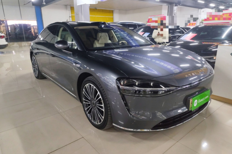 鸿蒙智行 享界S9 2024款 纯电 Ultra 四驱旗舰版车身外观3