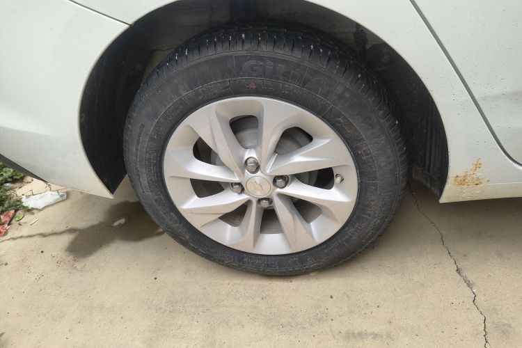 雪佛兰 科沃兹 2021款 325T 自动欣悦版车身外观6008