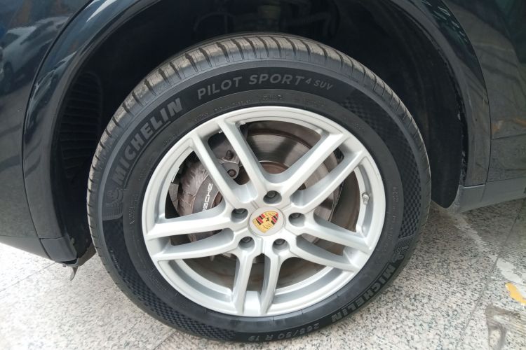保时捷 2016款 Cayenne Platinum Edition 3.0T车身外观6001
