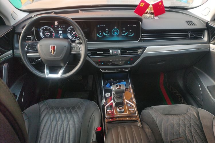 红旗HS5 2022款 改款 2.0T 智联旗享版中控内饰12