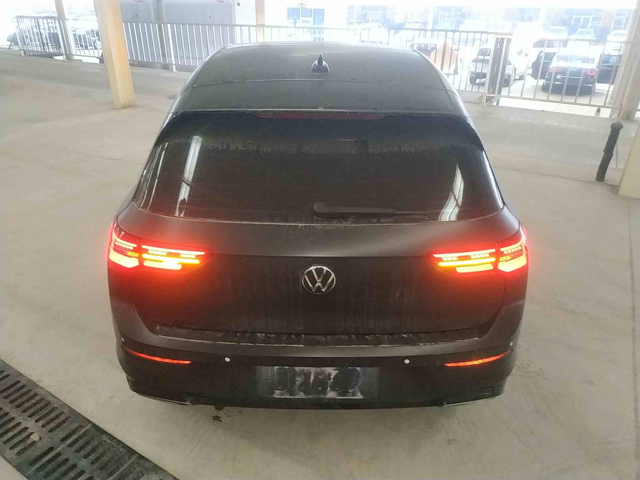 大众 高尔夫 2023款 改款 280TSI DSG R-Line Lite(3)