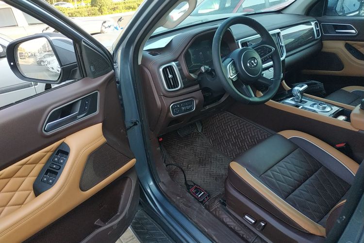 长城 炮 2021款 2.0T乘用全球版自动汽油四驱尊享型标箱拖挂版GW4C20B中控内饰7003