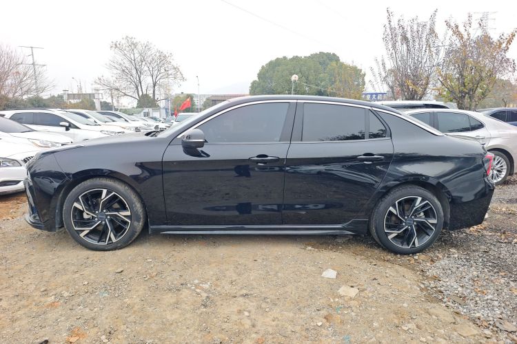 领克03 2023款 1.5TD DCT劲Pro车身外观4