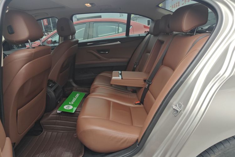 宝马5系 2017款 520Li 典雅型中控内饰21