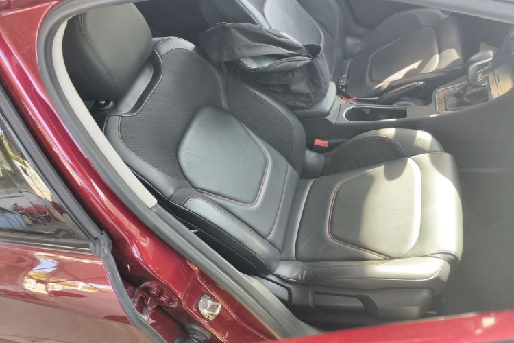 DS 4S 2016款 1.6T 自动睿动版THP160局部细节41