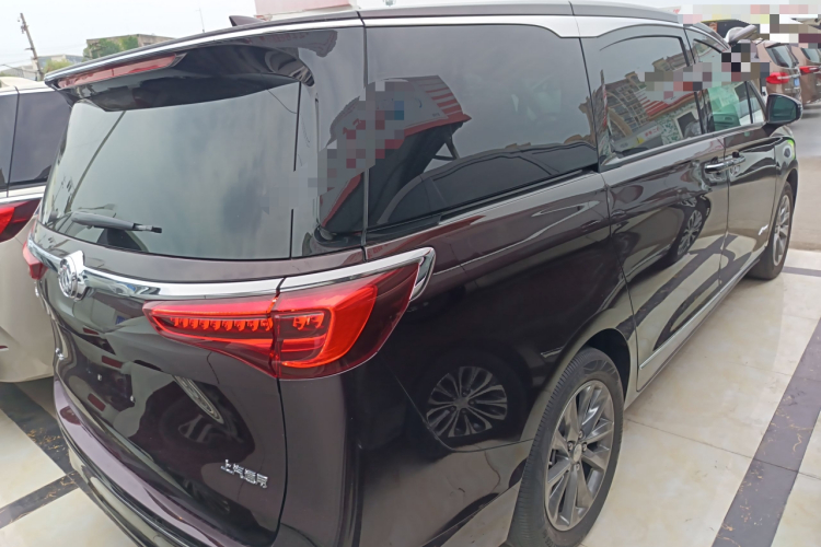 别克GL8 2021款 Avenir艾维亚 六座贤礼版车身外观7