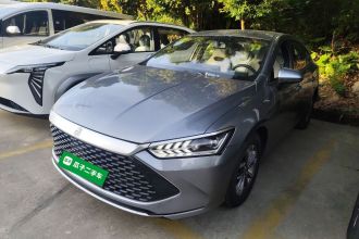 比亚迪 秦PLUS 2024款 荣耀版 DM-i 55KM领先型