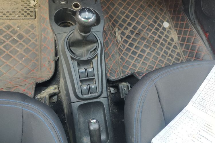 江铃集团新能源 江铃E200L 2018款 E200L 标准型（250KM）中控内饰18