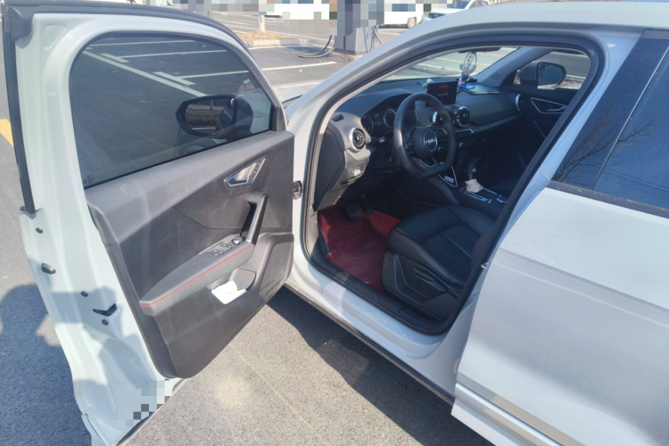 奥迪Q2L 2024款 35TFSI 进取动感型中控内饰20