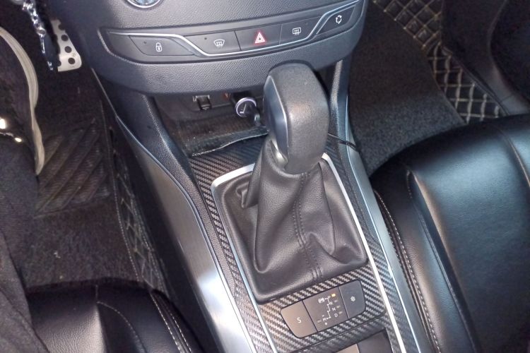 标致308S 2015款 1.6T 自动劲驰版局部细节18