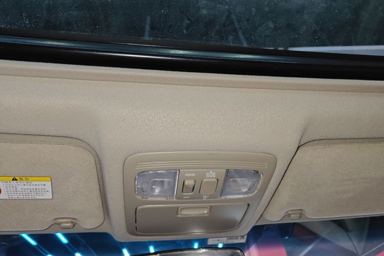 丰田 凯美瑞 2013款 200G 经典豪华版中控内饰22