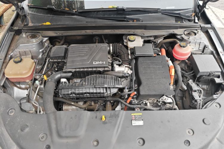 比亚迪 秦PLUS 2021款 DM-i 120KM 尊贵型局部细节24