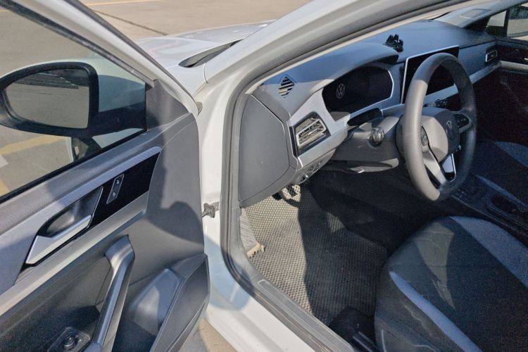 大众 朗逸 2023款 1.5L 自动得逸版中控内饰20