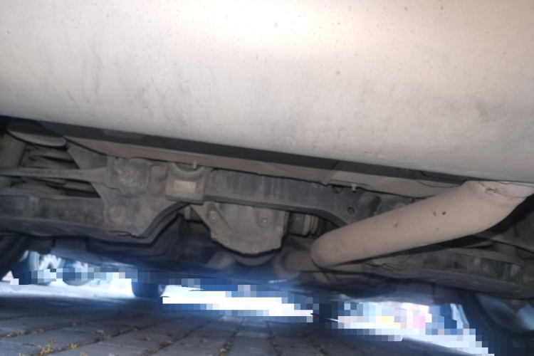 宝马3系 2019款 320i M运动曜夜版局部细节9009