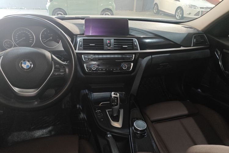 宝马3系 2019款 320Li 时尚型局部细节16