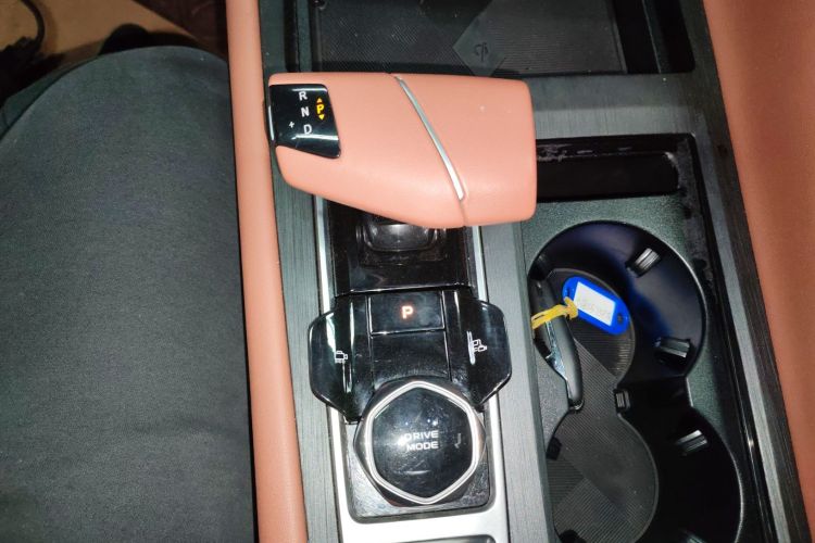 长安CS75 PLUS 2023款 第三代 1.5T 自动尊贵型局部细节18