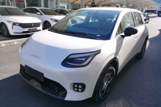 埃安 AION UT 2025款 330星辉版