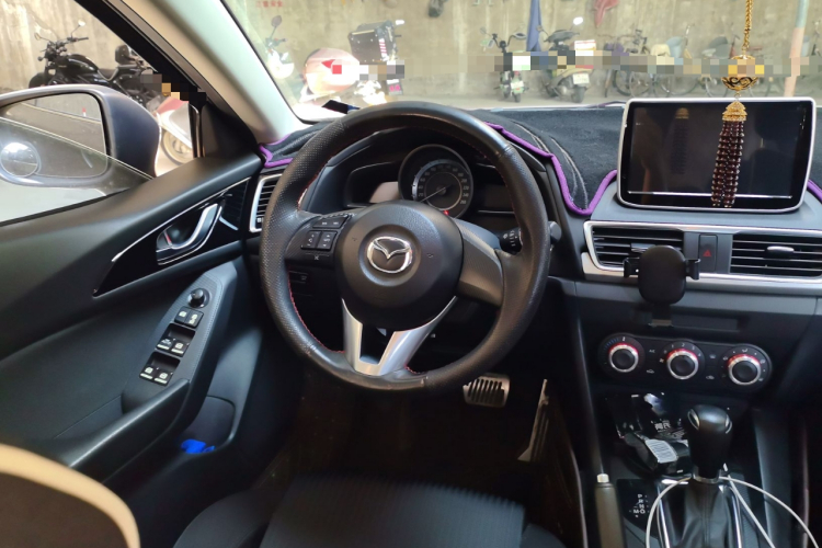 马自达3 昂克赛拉 2016款 三厢 1.5L 自动舒适型中控内饰13