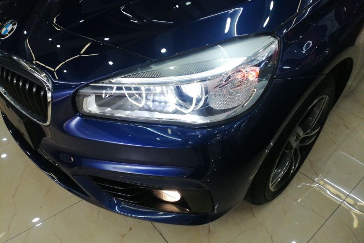 宝马2系旅行车 2016款 218i 运动设计套装局部细节36