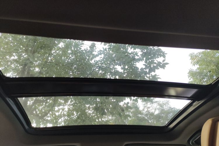 别克 君越 2018款 20T 豪华型中控内饰22