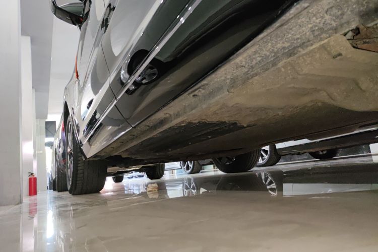 理想汽车 理想ONE 2021款 增程6座版局部细节9002