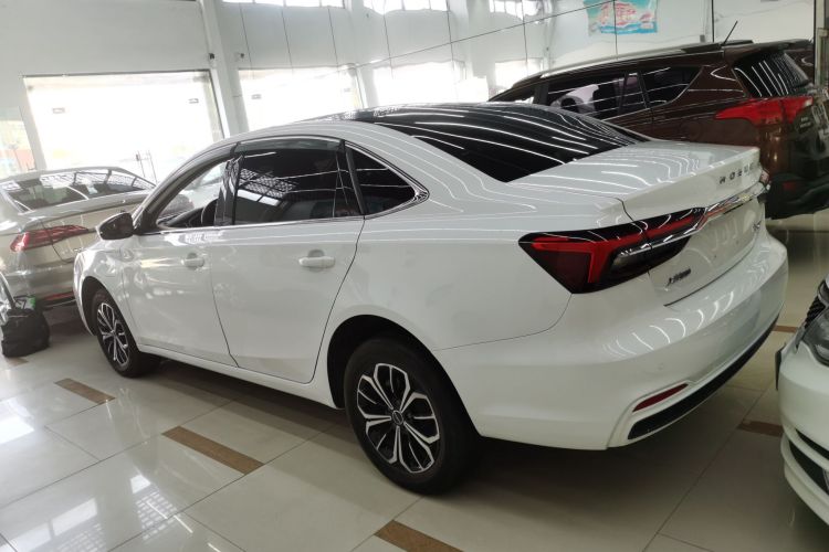 荣威i6 MAX新能源 2023款 EV 420天幕特别版车身外观4