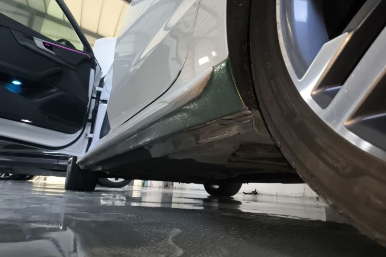 奥迪A4L 2020款 40 TFSI quattro 豪华动感型局部细节9002